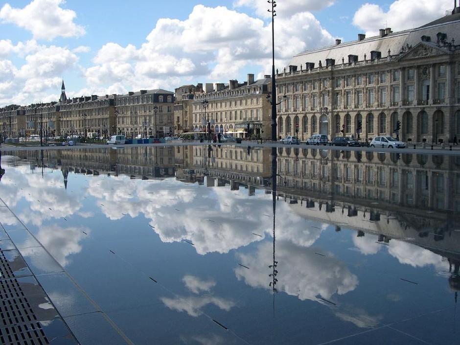 Ausone Beautiful Loft Apartment In Historical Center + Terrace And Parking Bordeaux Exterior foto