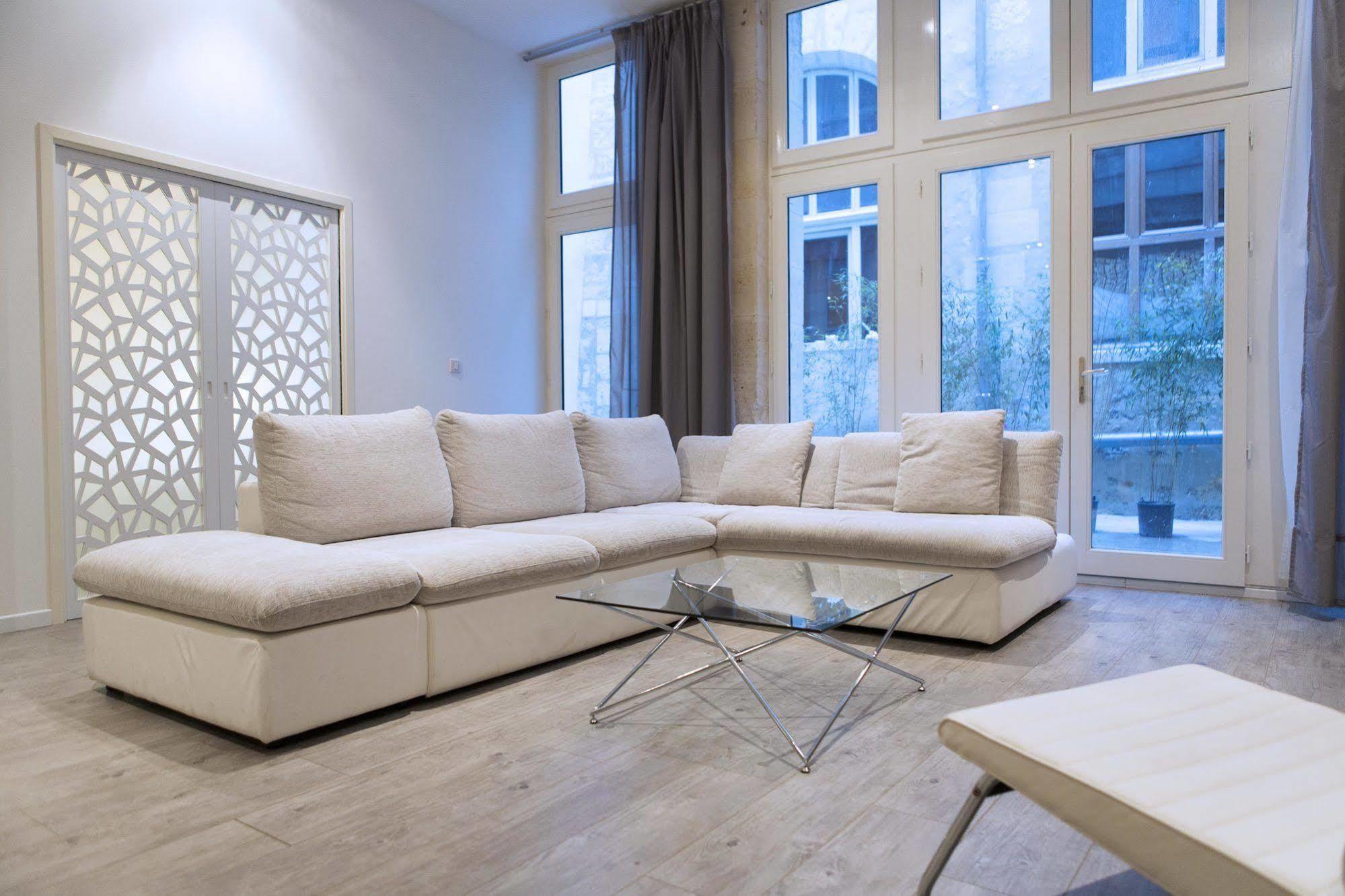 Ausone Beautiful Loft Apartment In Historical Center + Terrace And Parking Bordeaux Exterior foto